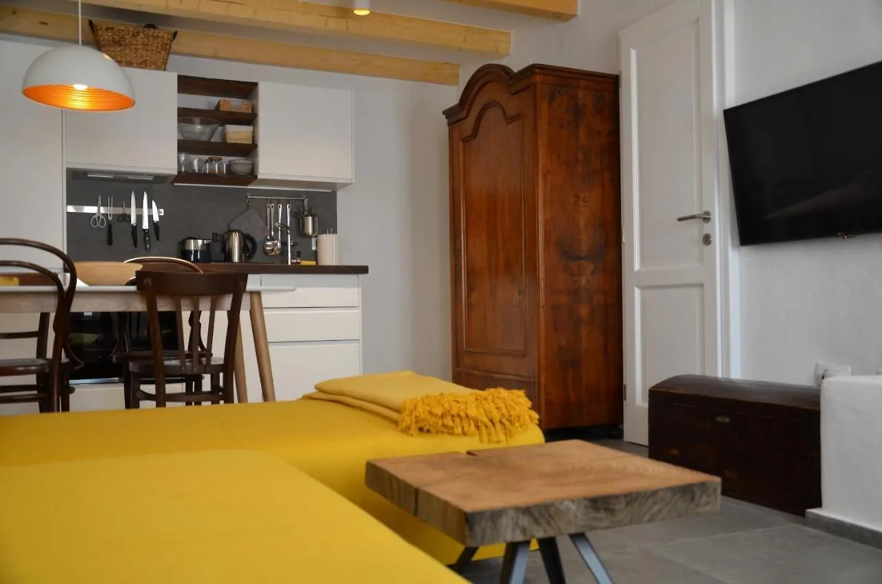 Apartments Martamare Martinšćica